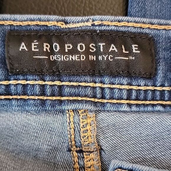 Aeropostale blue denim low-rise bootcut jeans Size 4 - Picture 11 of 16